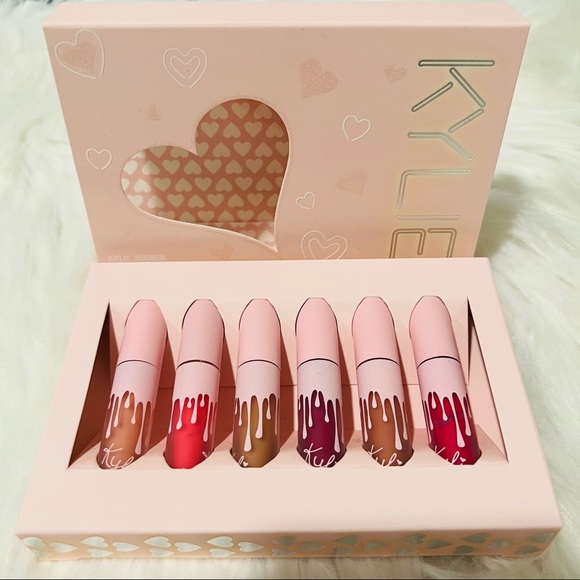 NEW! Kylie Jenner LIMITED EDITION Velvet liquid lipsticks
